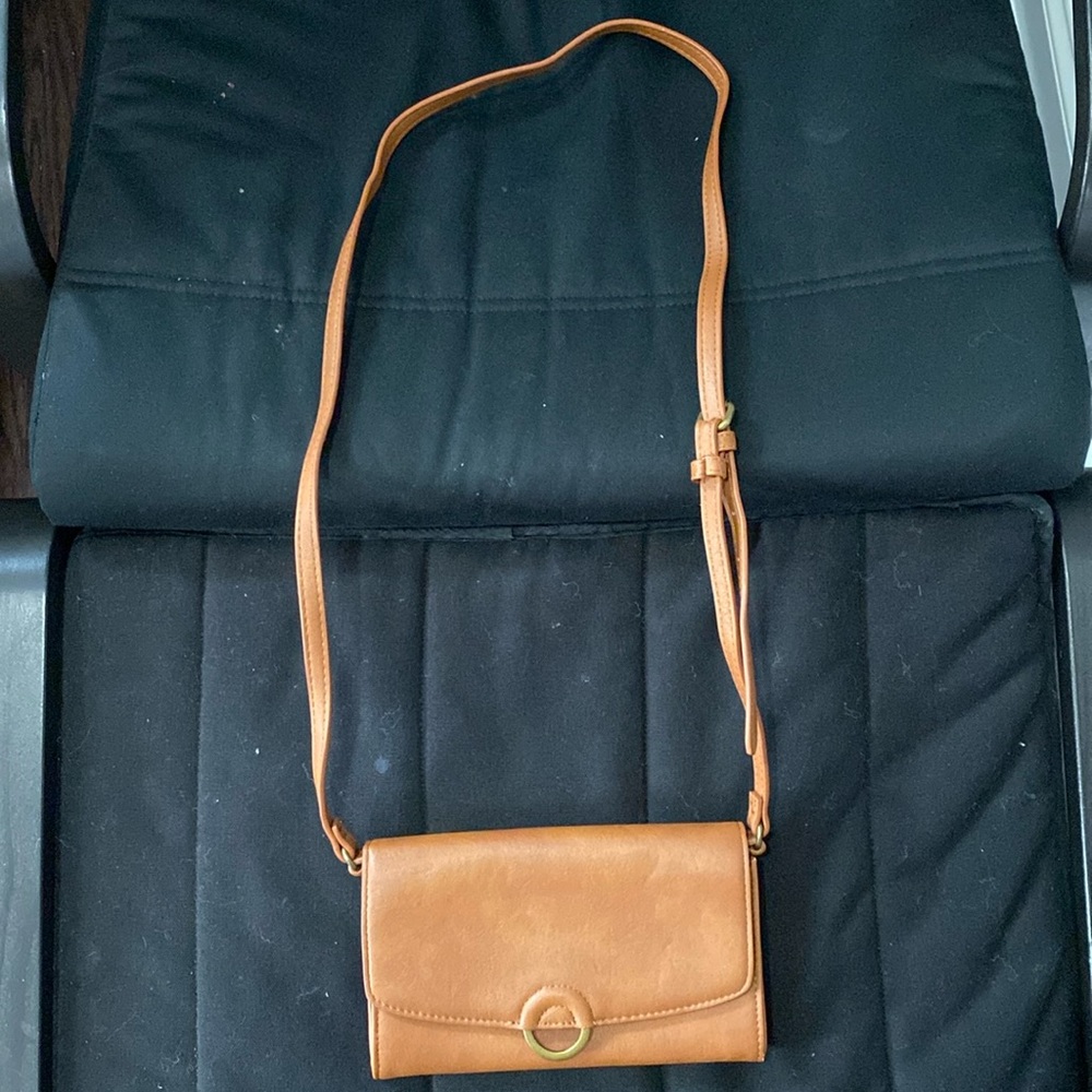 NWOT crossbody & clutch